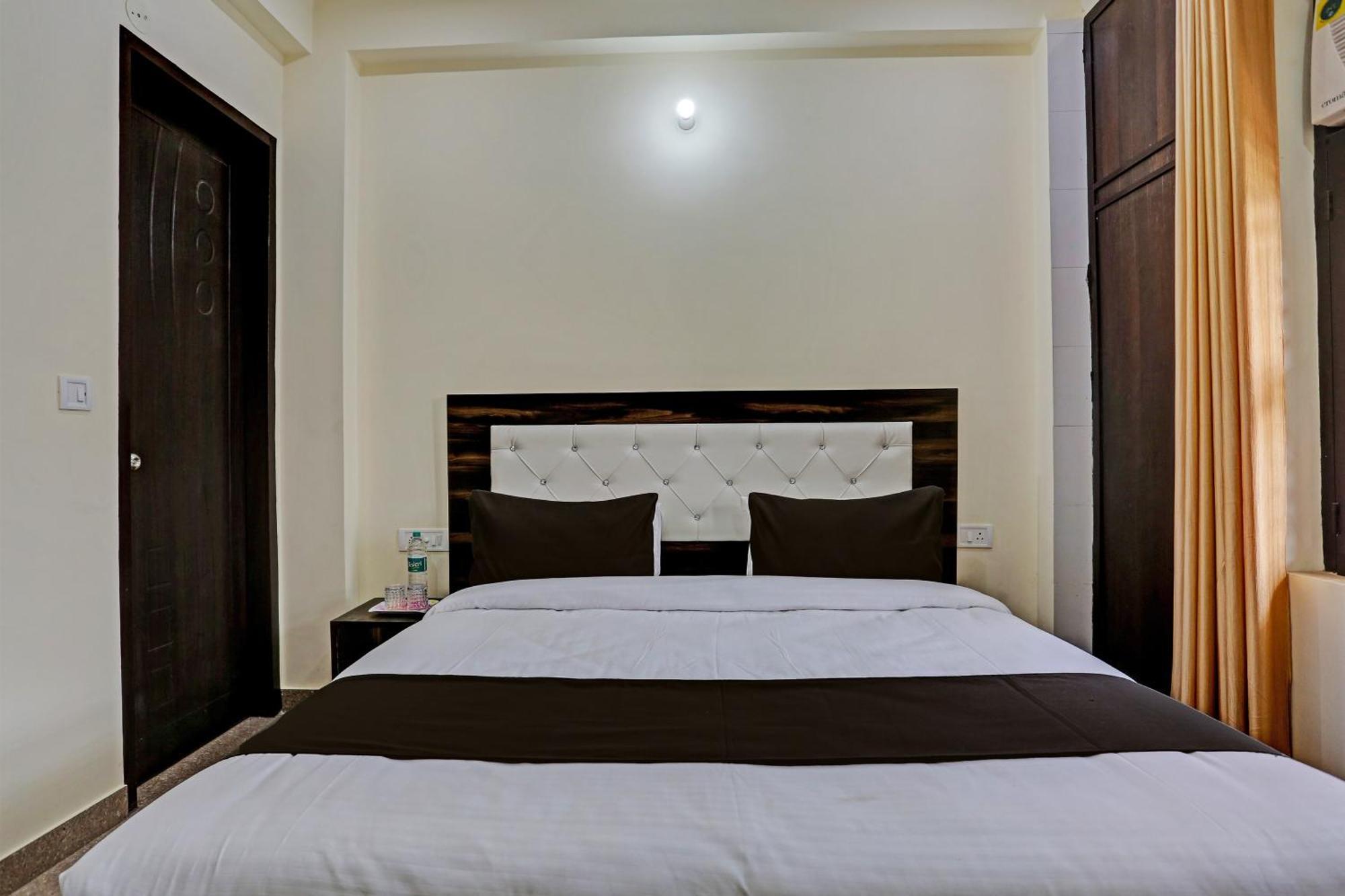 Collection O Rao Estate Hotel 3*