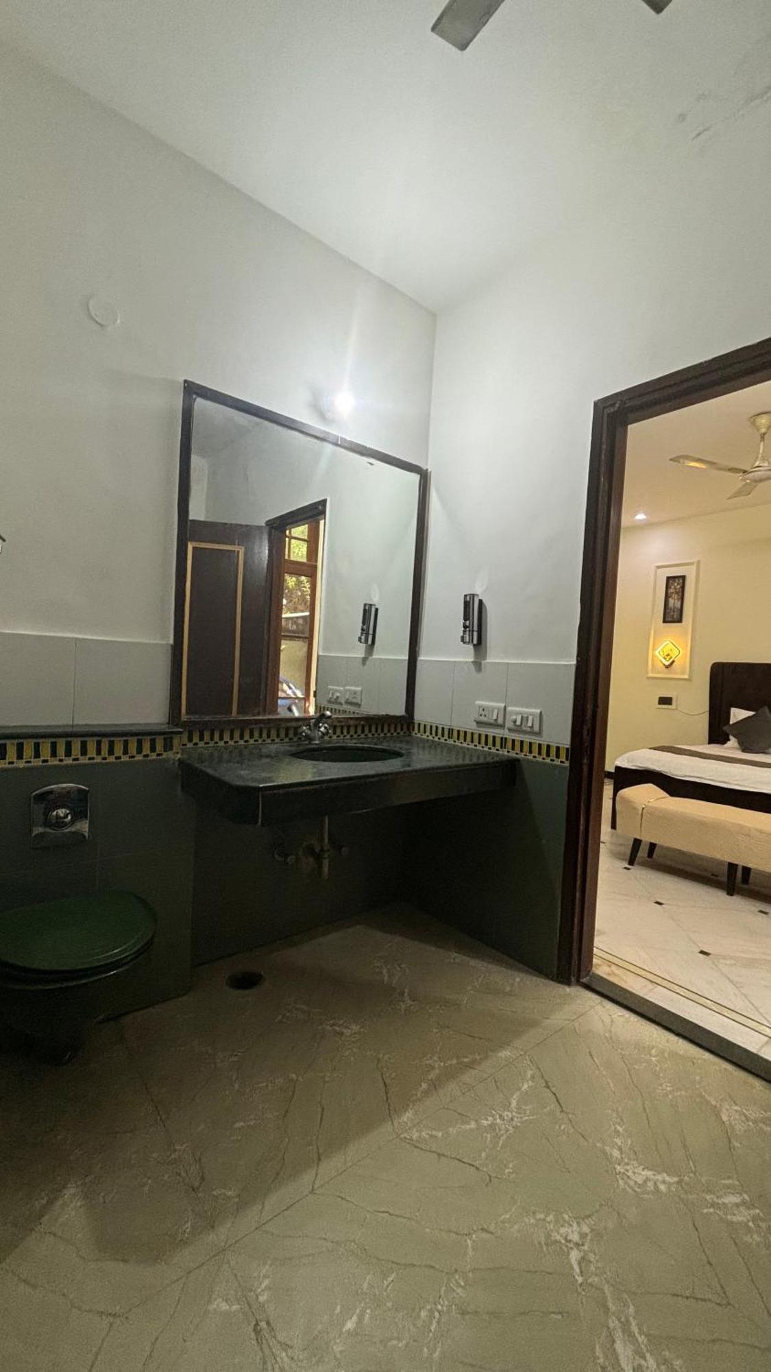 The Nest Cyberhub Guest house Gurgaon