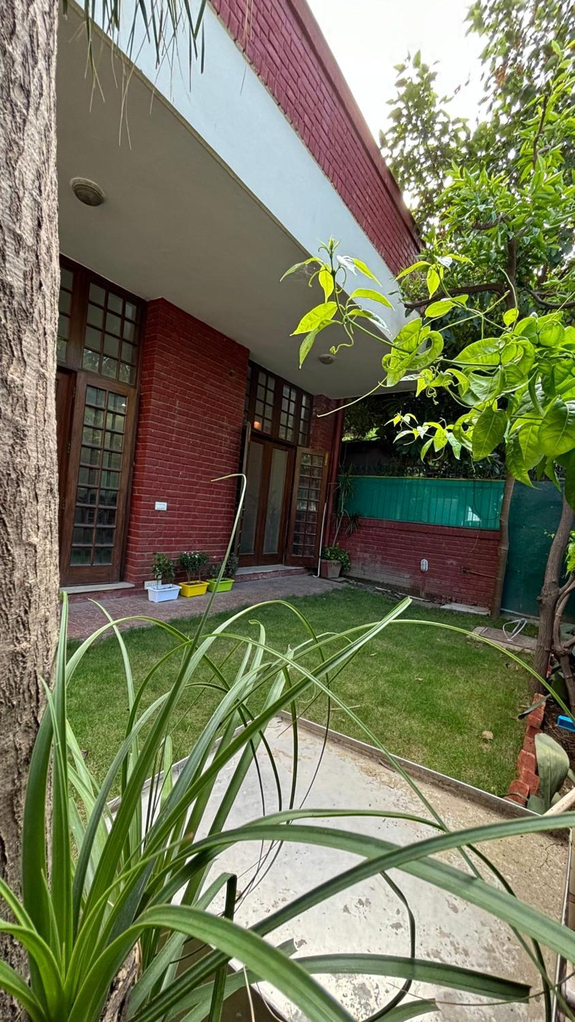 The Nest Cyberhub Guest house Gurgaon