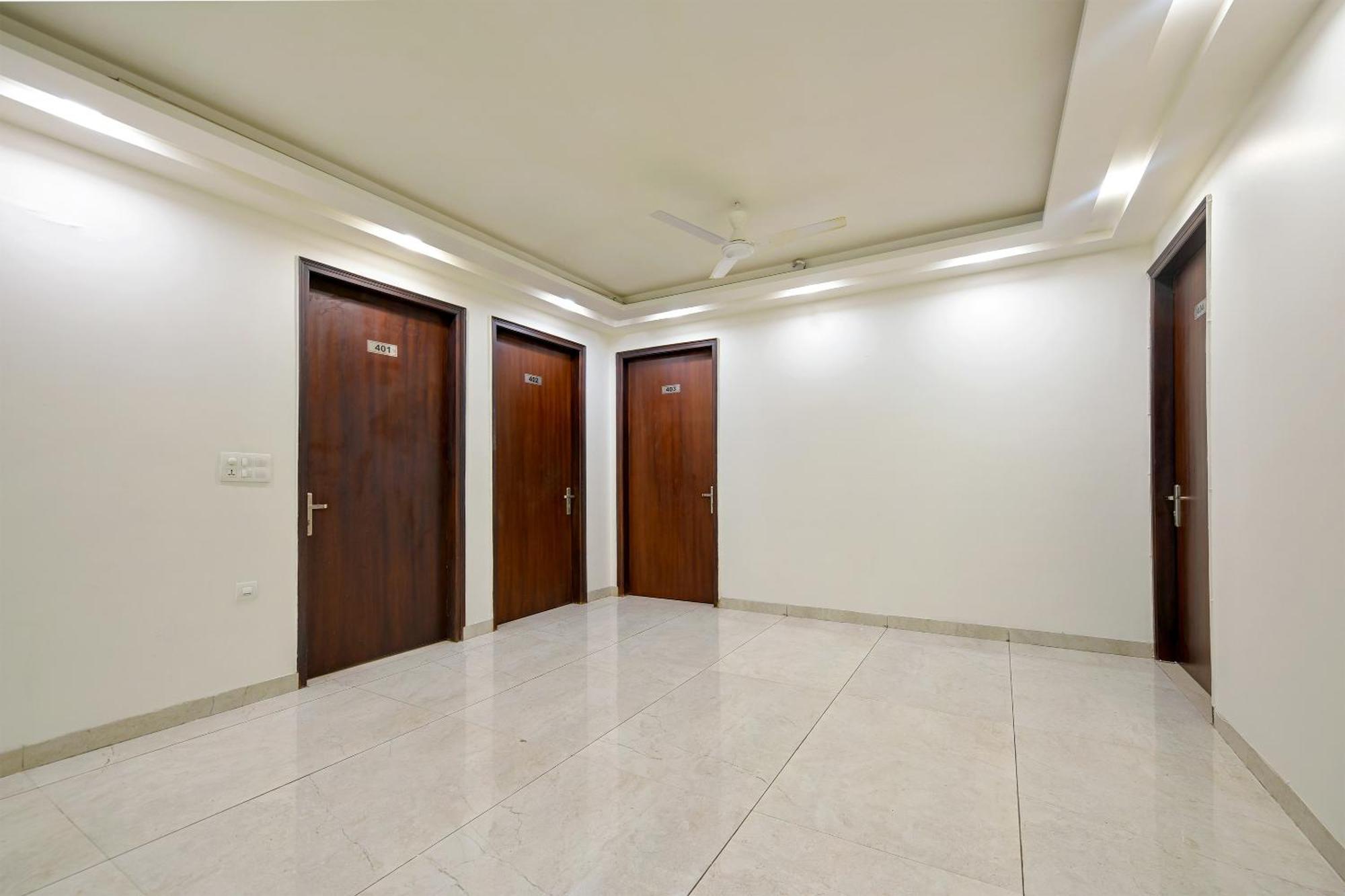 Leaf 9 Boutique, Near Golf Course Road And Galleria Market Hotel Gurgaon