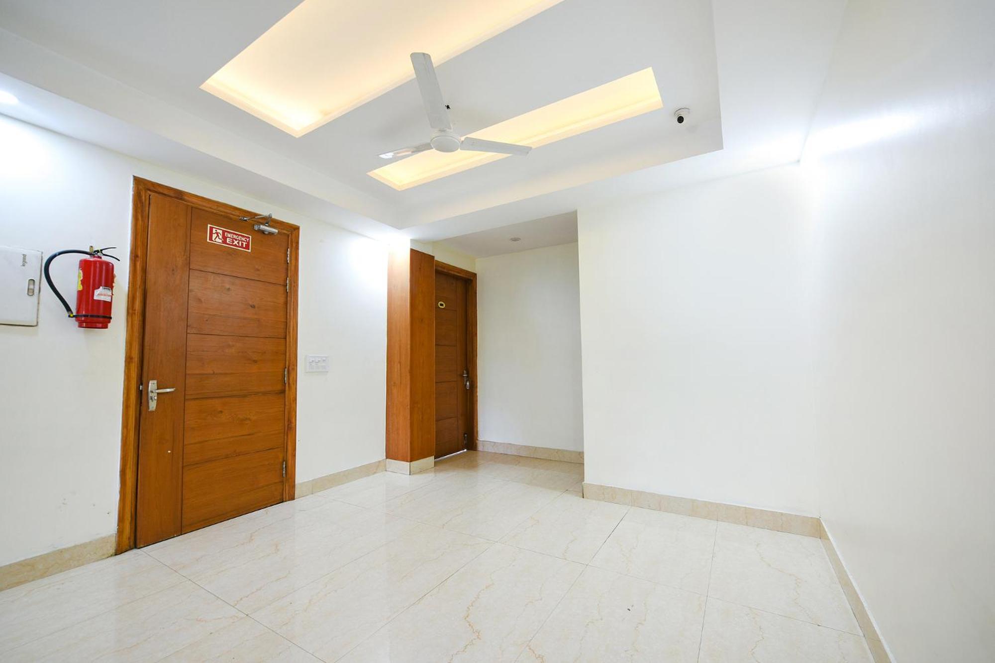 Hotel Fabhotel Indian I Gurgaon