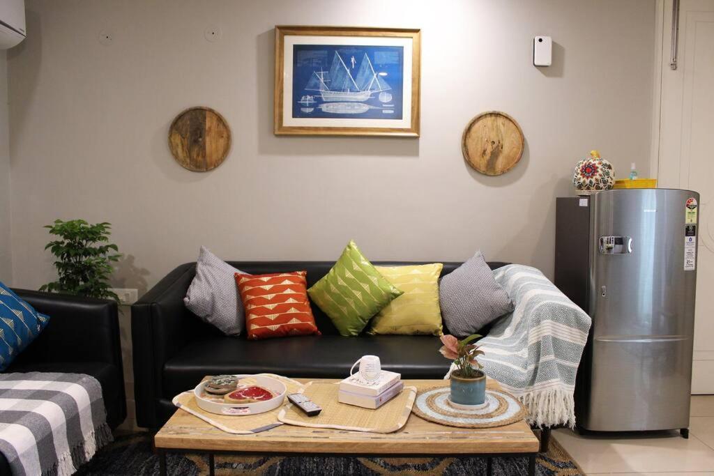 Apartment Zaniah - 1bhk, 2 Balconies, Free Parking & Wi-fi Gurgaon
