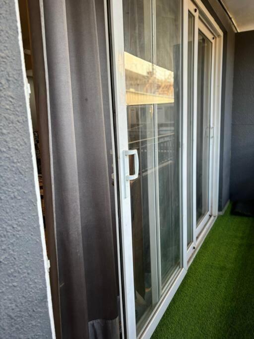 Erik - Apt, Free Parking & Wi-fi Apartment