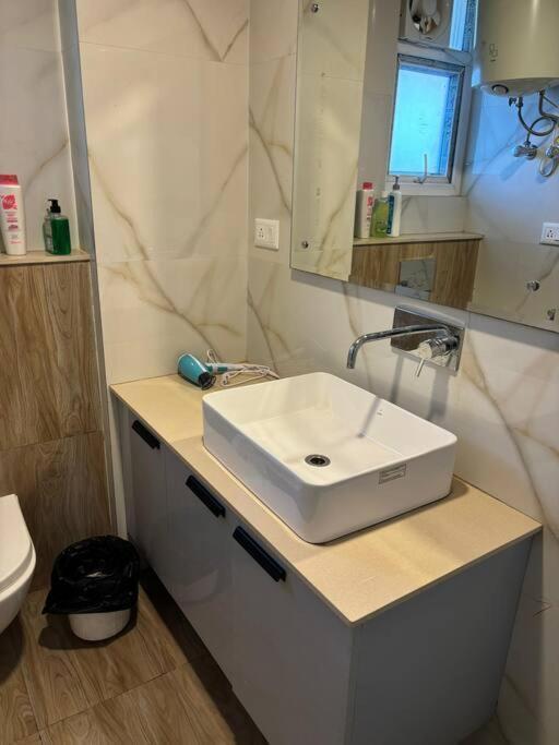 Apartment Erik - Apt, Free Parking & Wi-fi *