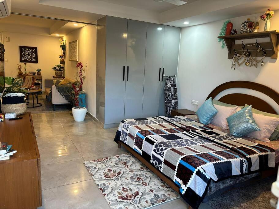 Erik - Apt, Free Parking & Wi-fi Gurgaon
