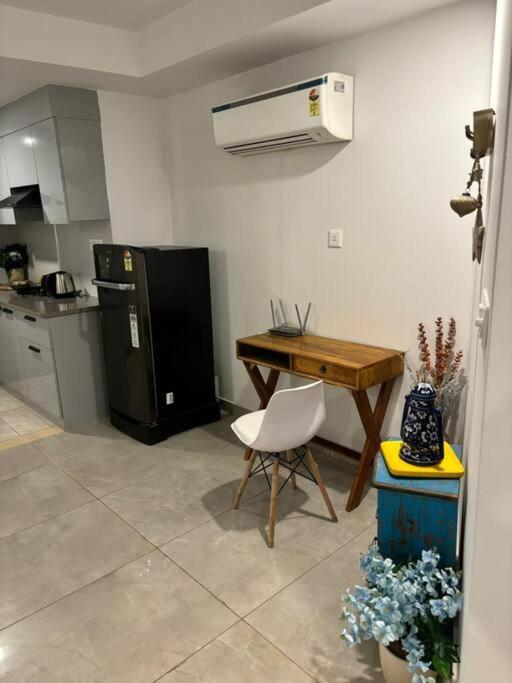 Erik - Apt, Free Parking & Wi-fi *