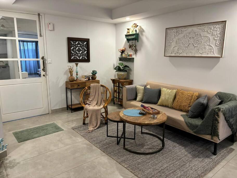 Erik - Apt, Free Parking & Wi-fi Gurgaon