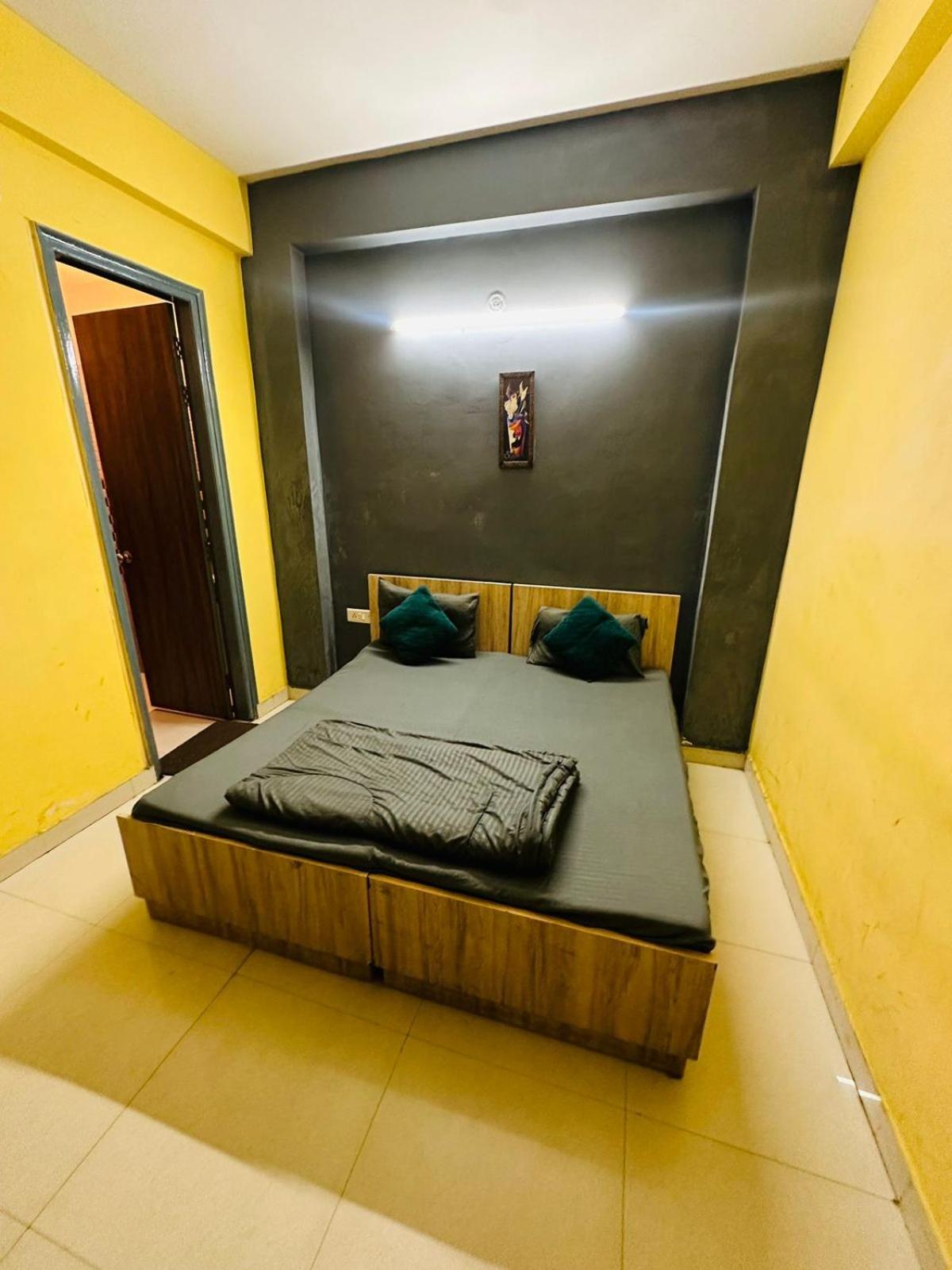 Tiddly Guest house Gurgaon
