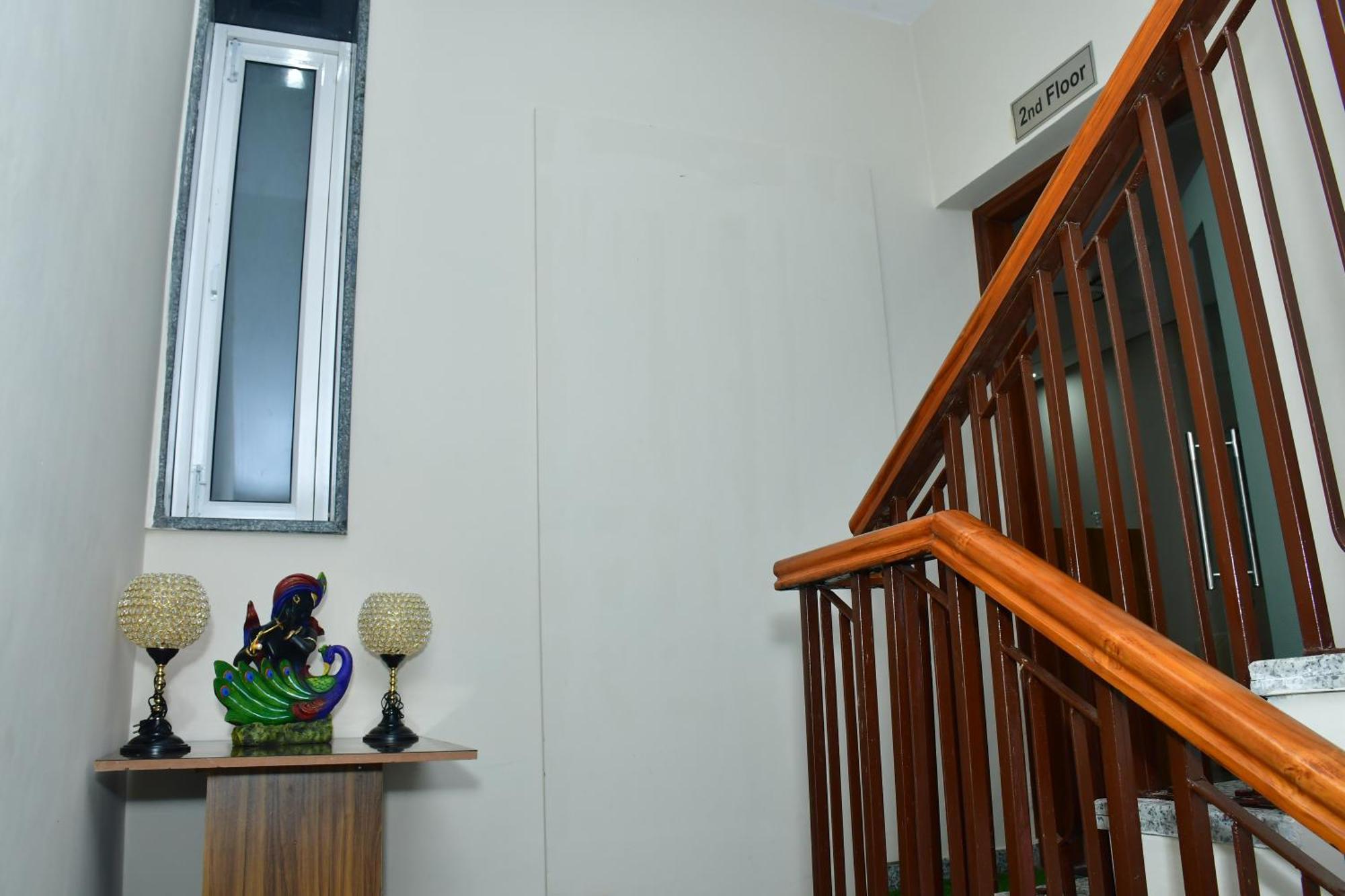 Hotel Sadabahar Regency 4*