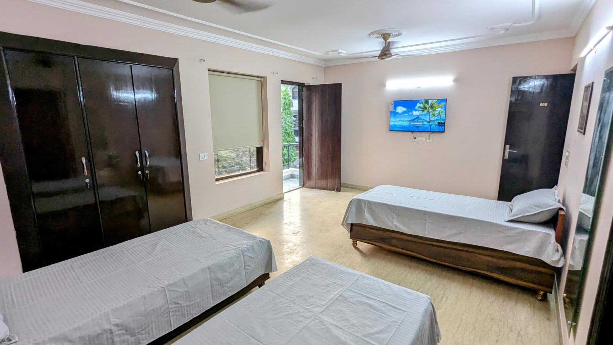Happy Nest And Pg Hostel