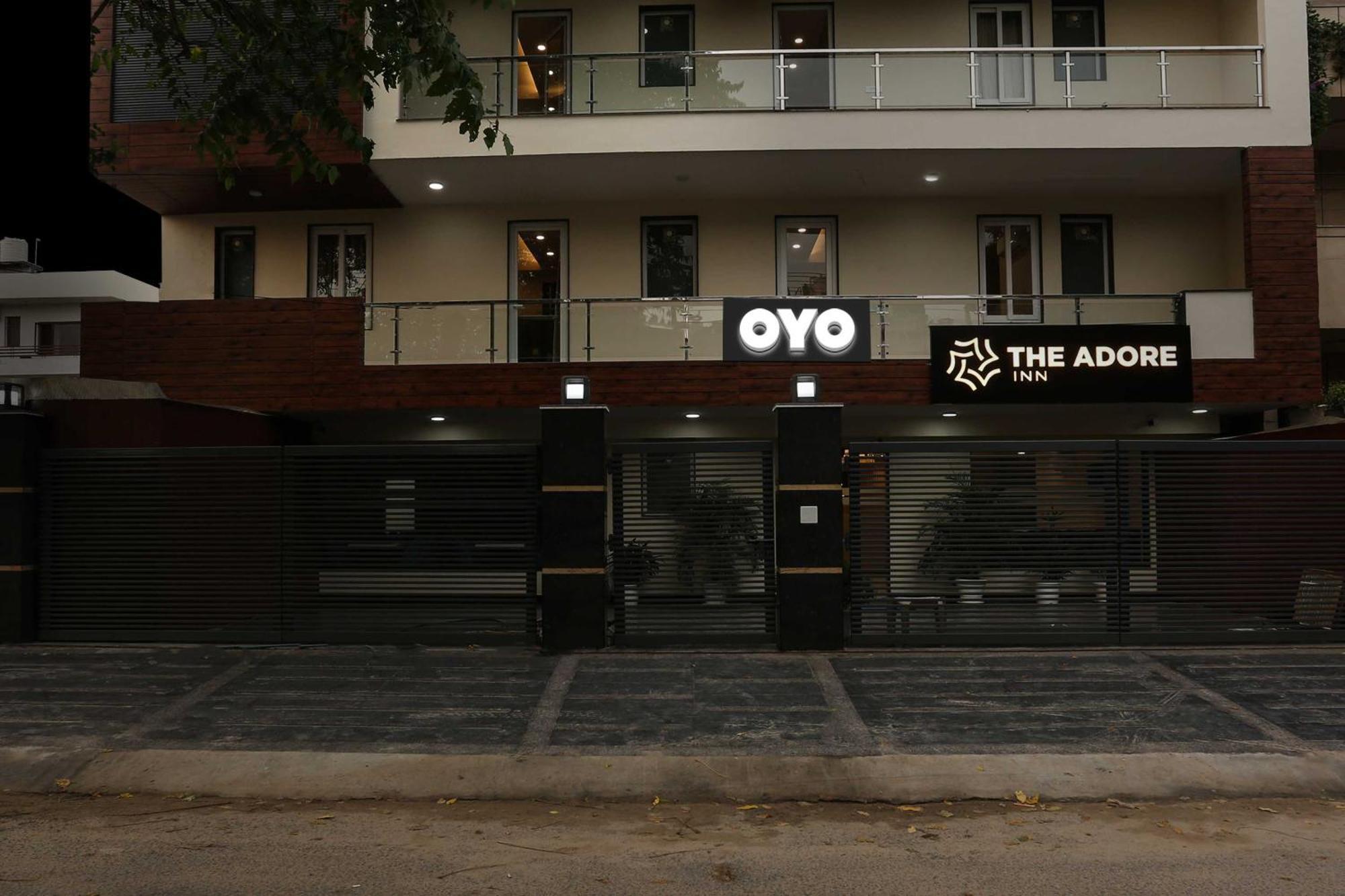 Townhouse The Adore Hotel Gurgaon