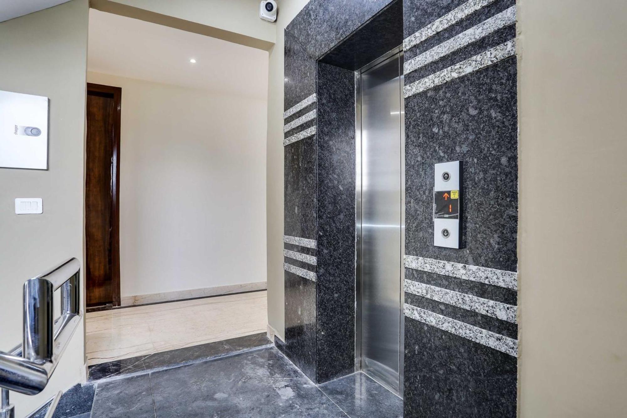Hotel Townhouse The Adore