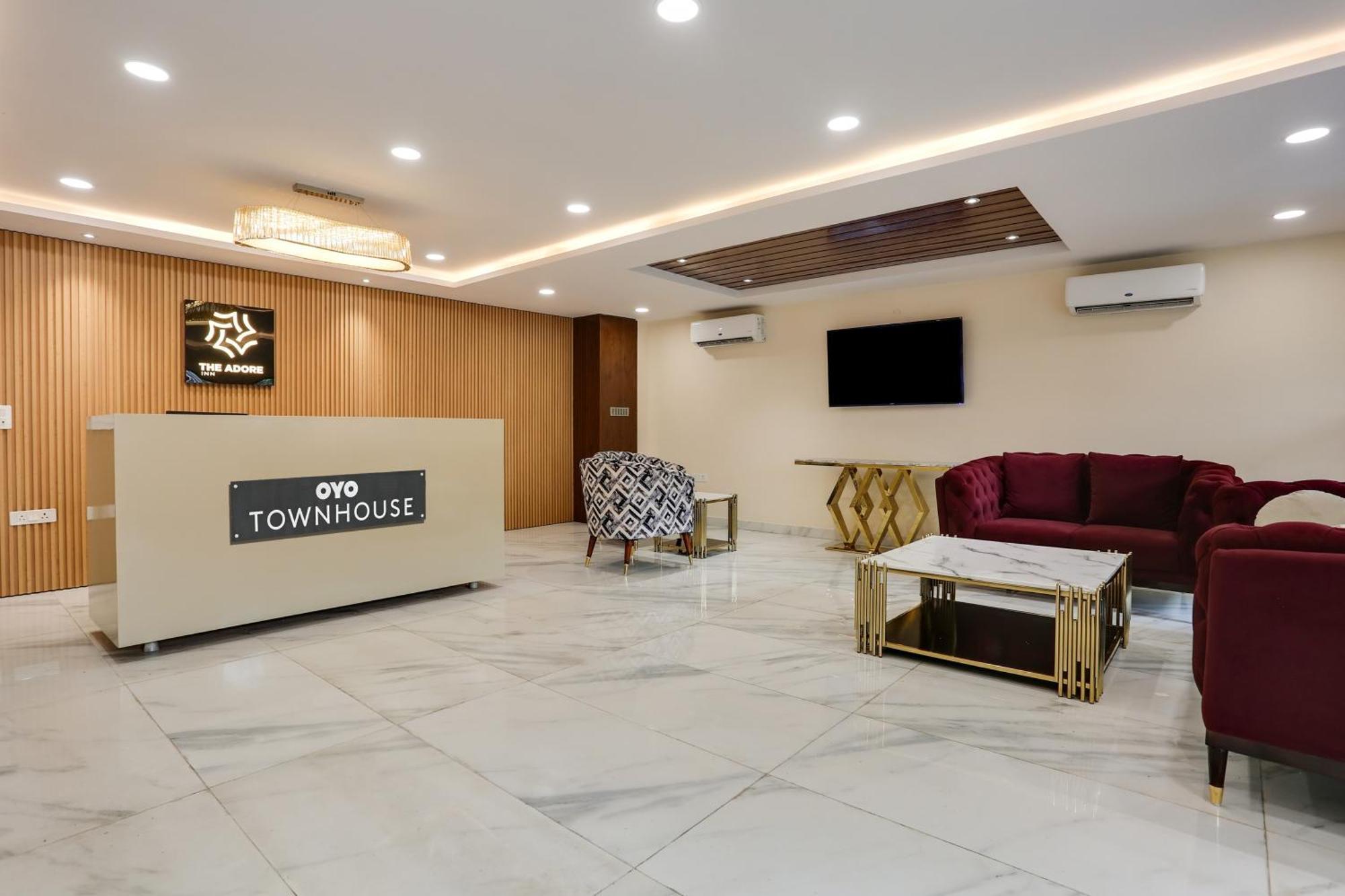 Hotel Townhouse The Adore