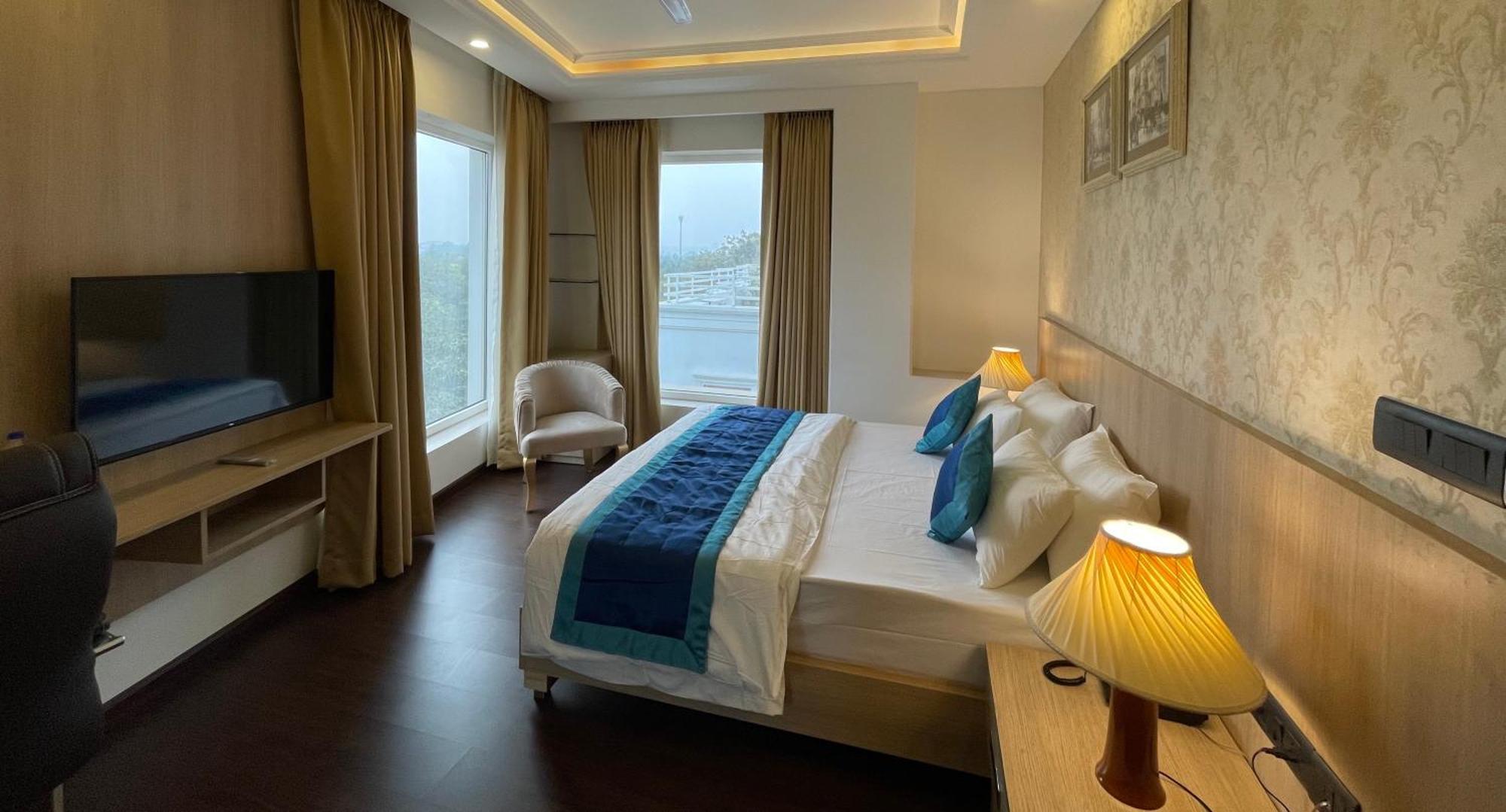 The Woodbury * Gurgaon