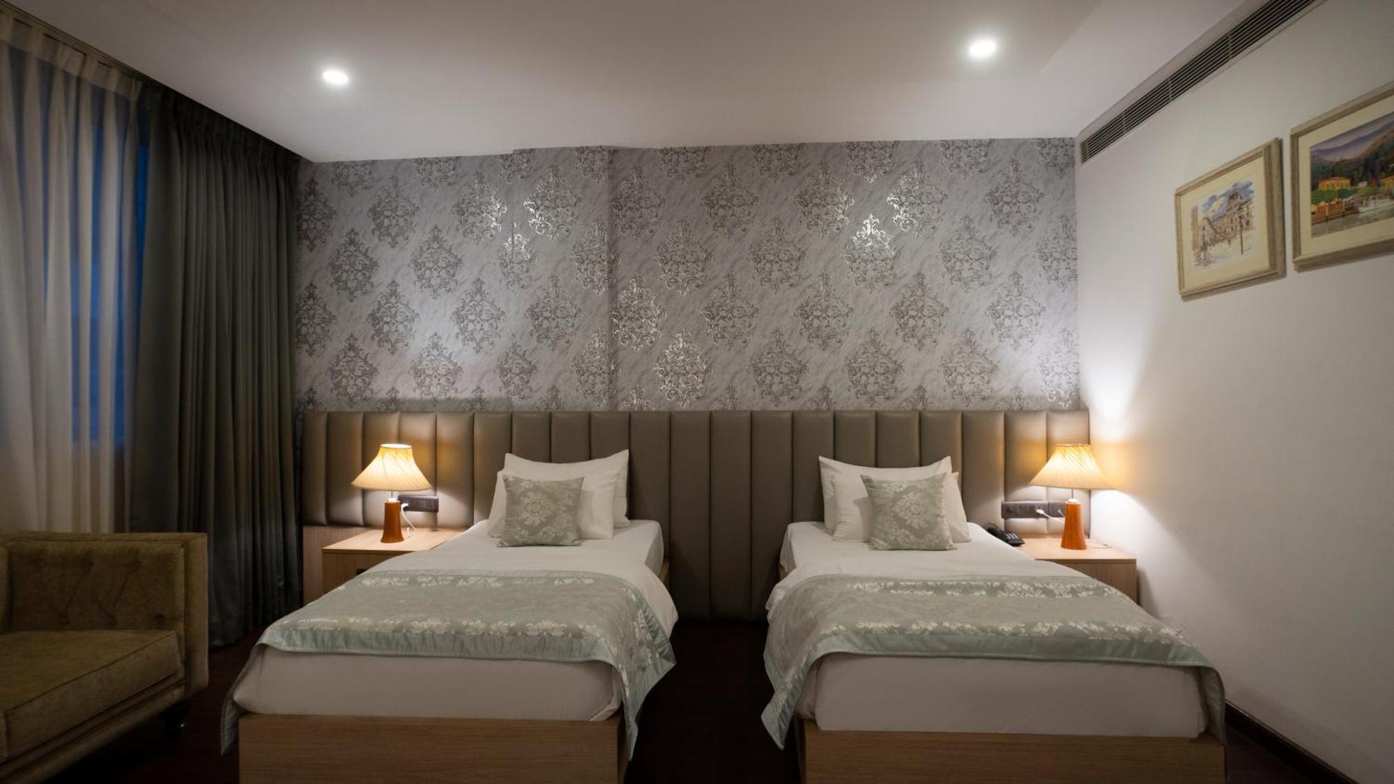 The Woodbury Hotel Gurgaon