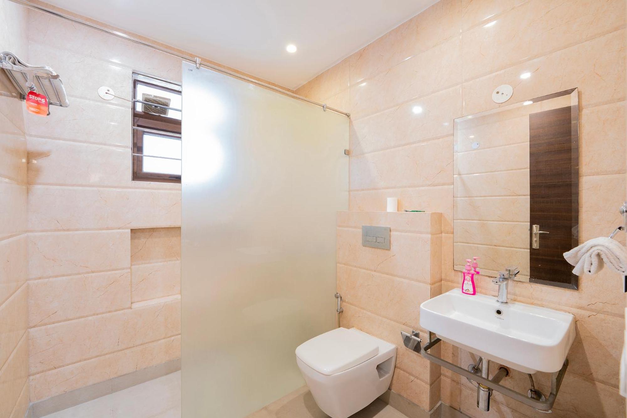 Hotel Fabhotel Oyster 3*
