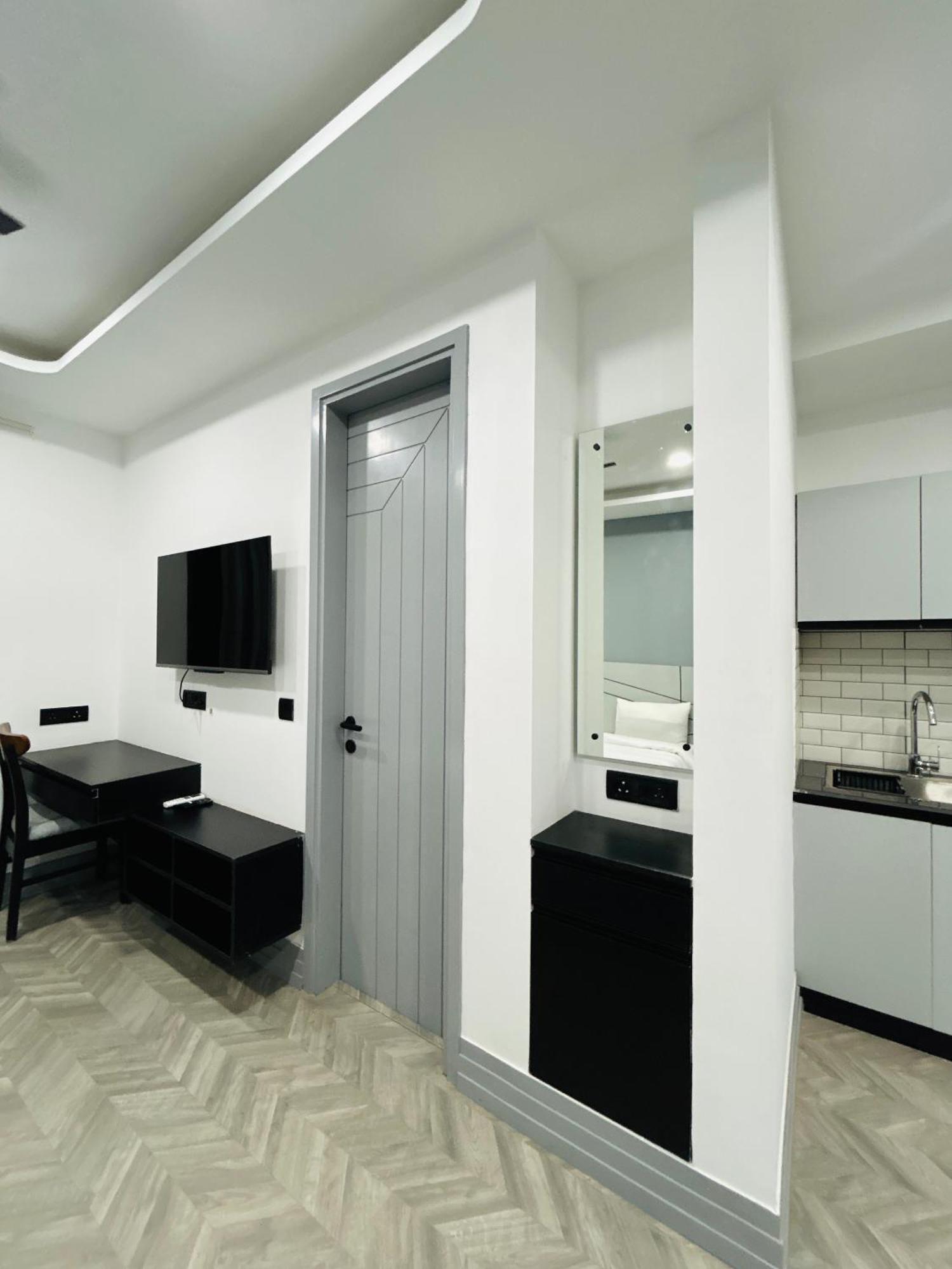 Bedchambers Serviced Apartment, Golf Course, 3*