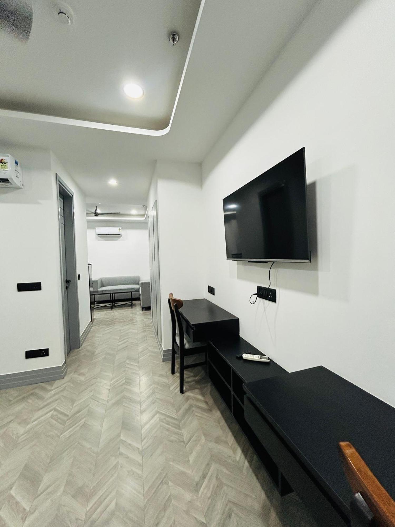 Bedchambers Serviced Apartment, Golf Course, 3* Gurgaon