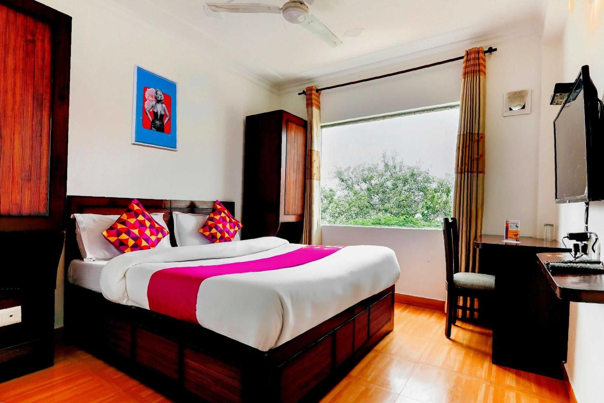 Hotel O Sky Near Inox Dreamz Gurgaon