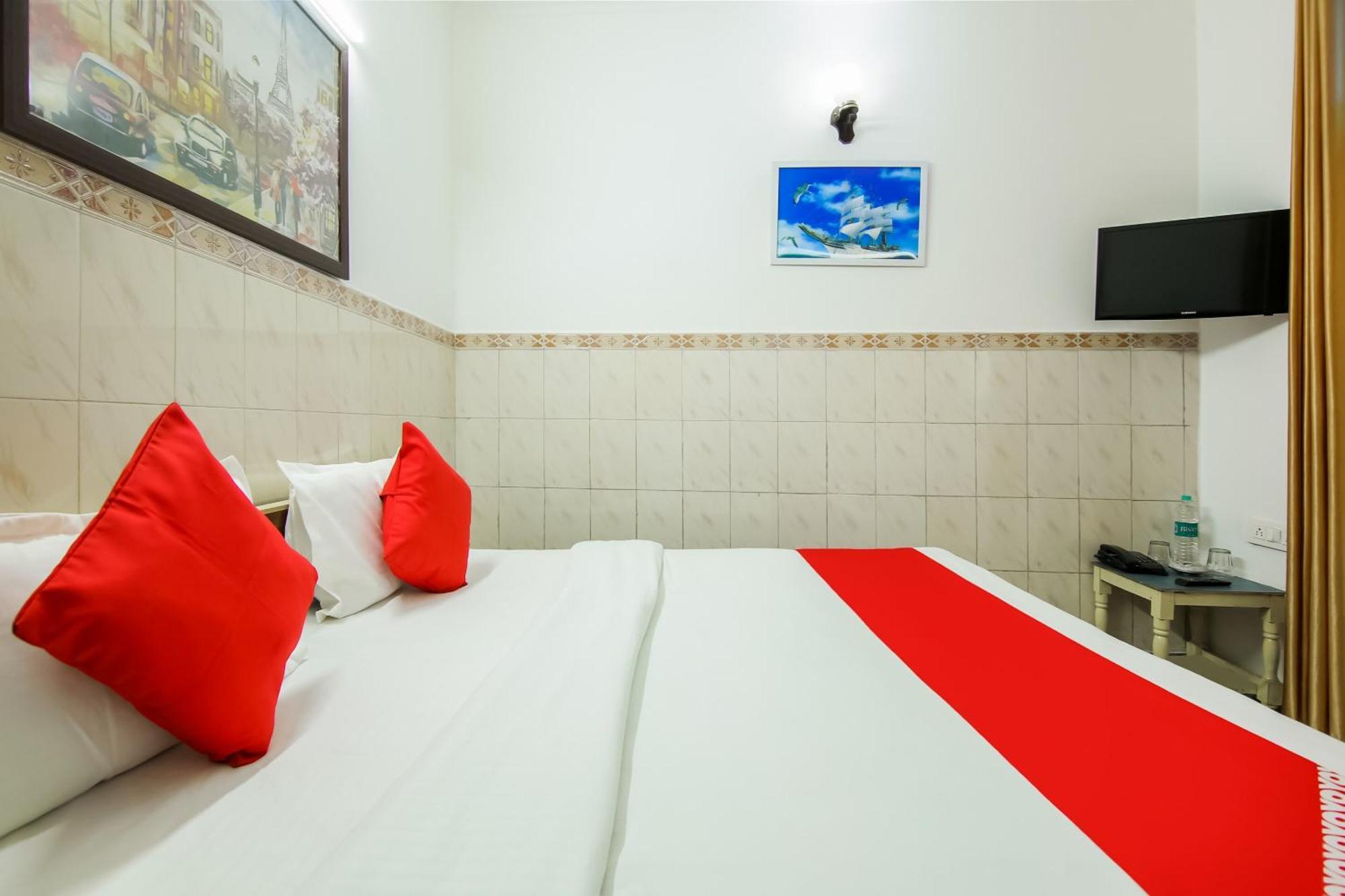 Hotel Sapna Gurgaon