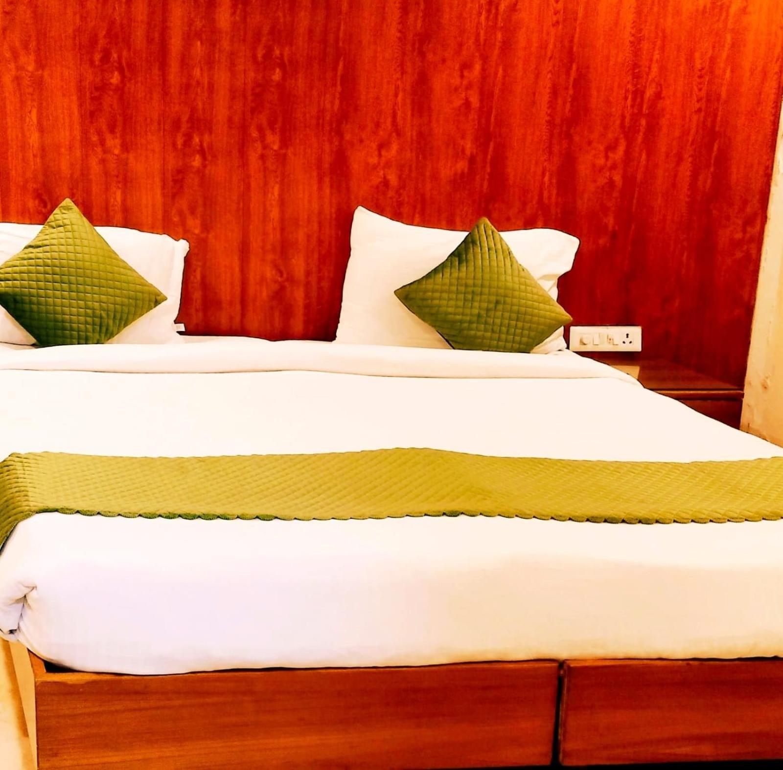 Trend The Aroma Residency 3* Gurgaon