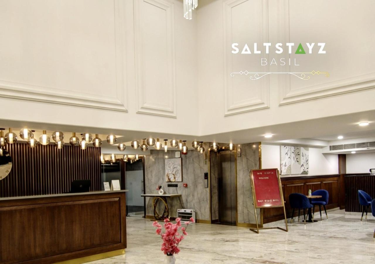 Saltstayz Basil - Near Golf Course Road & Extension Road Hotel