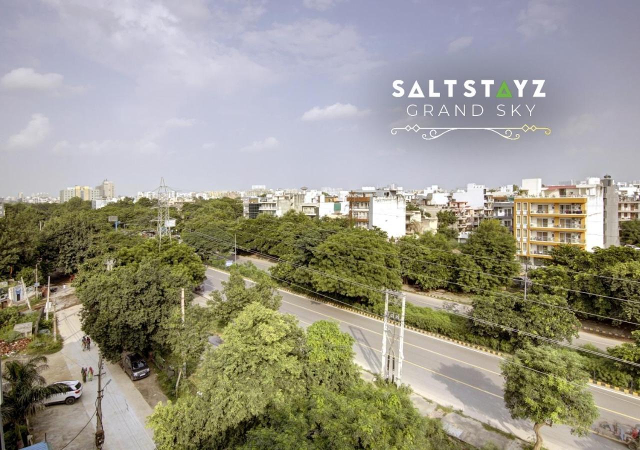 Saltstayz Select - Unitech Cyber Park Gurgaon