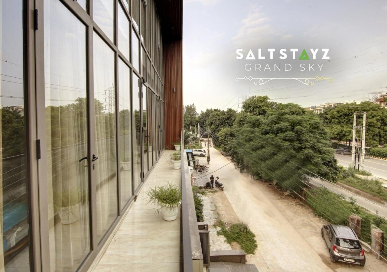 Saltstayz Select - Unitech Cyber Park Hotel 4*