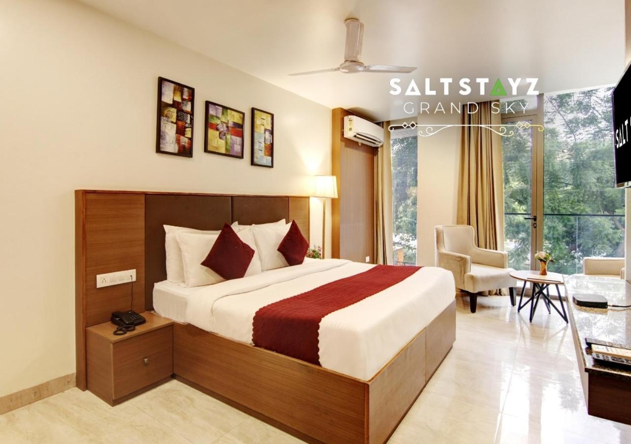 Saltstayz Select - Unitech Cyber Park Hotel