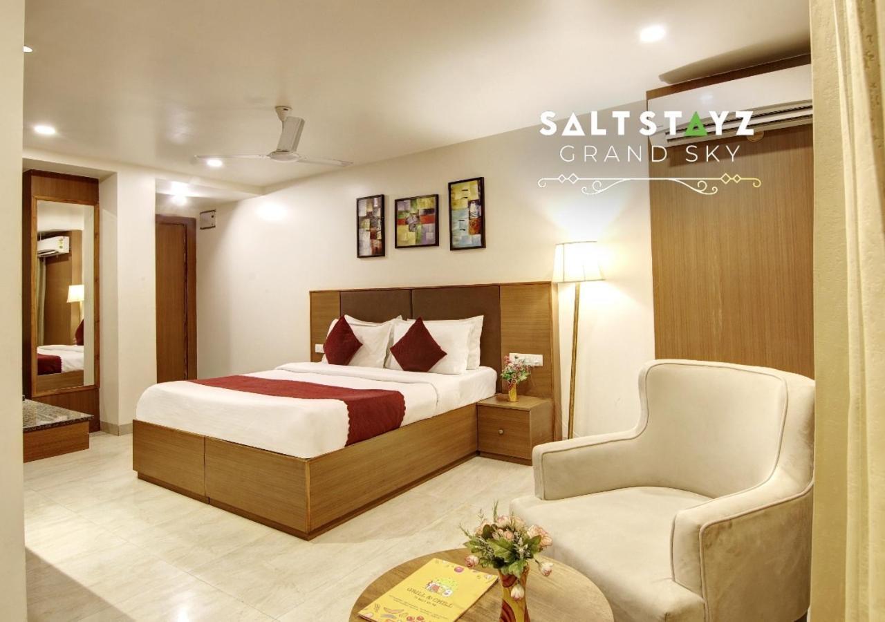 Saltstayz Select - Unitech Cyber Park Gurgaon