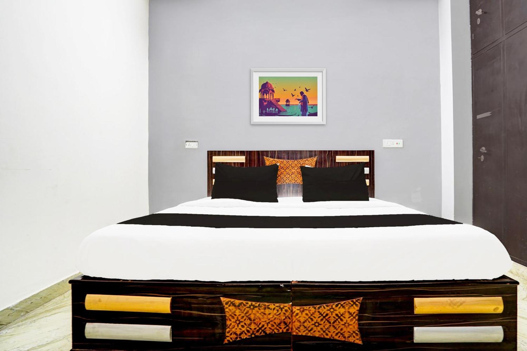 Super O Shubham Hotel Gurgaon