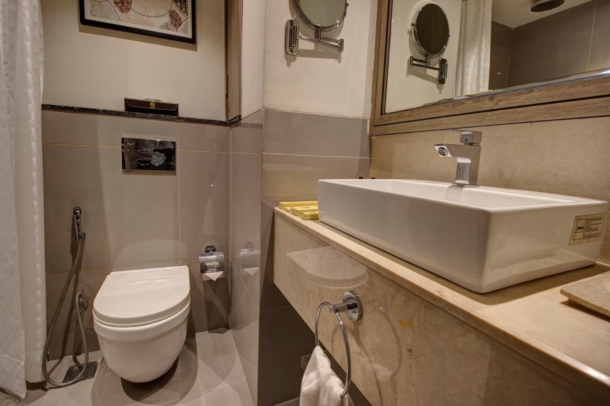 Rhythm Gurugram & Suites, Sohna Road Hotel