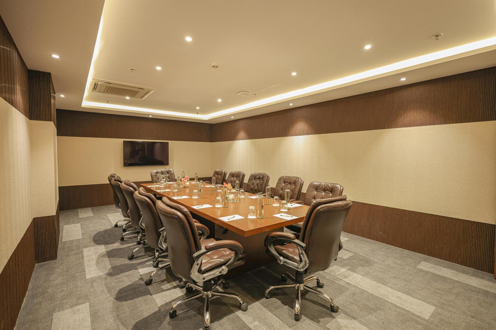 Rhythm Gurugram & Suites, Sohna Road Hotel Gurgaon
