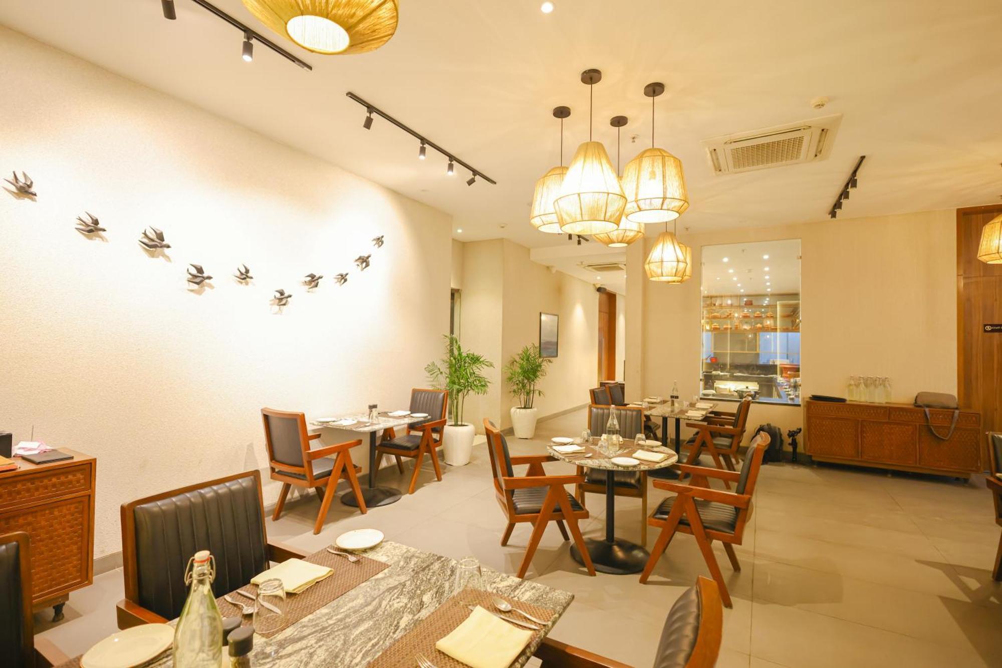 Rhythm Gurugram & Suites, Sohna Road 4* Gurgaon