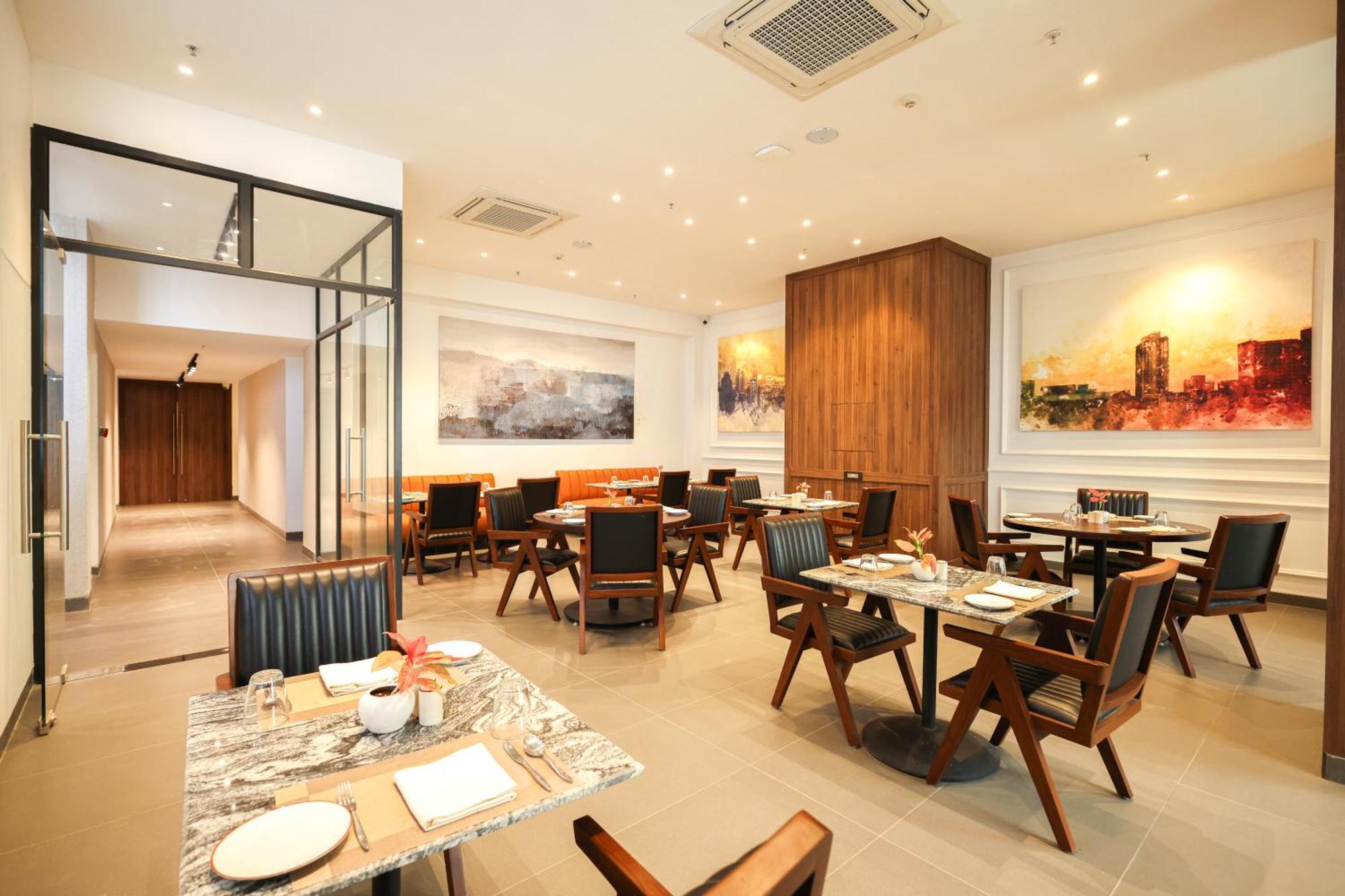 Rhythm Gurugram & Suites, Sohna Road Hotel 4*