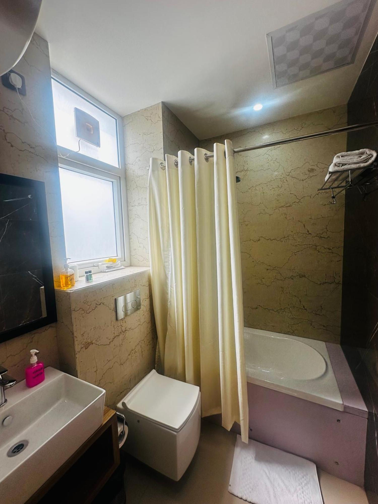Hotel The Orange 3*