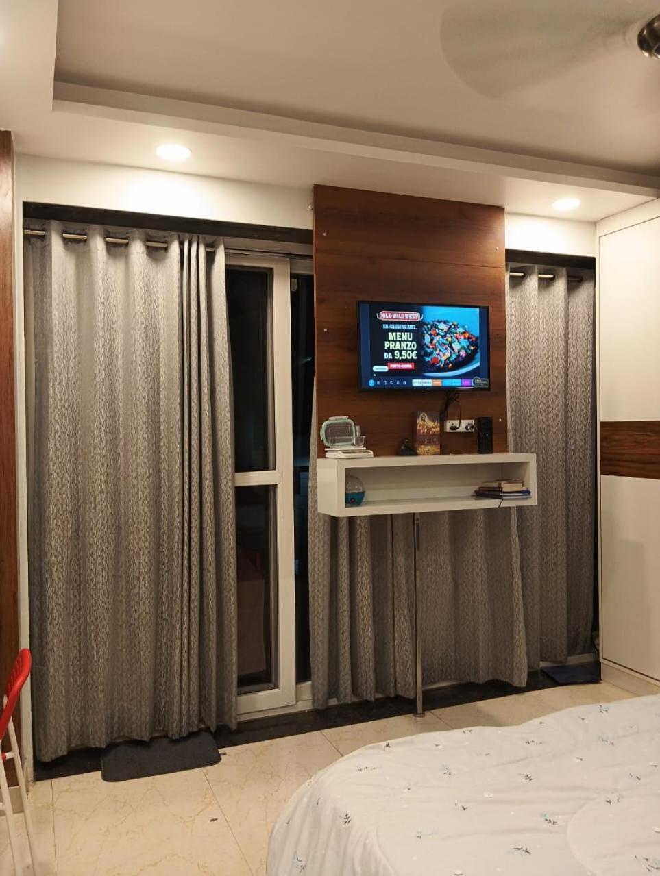 Living Homes Aries-sector 47, Near Park Hospital, Jharsa Road Apartment