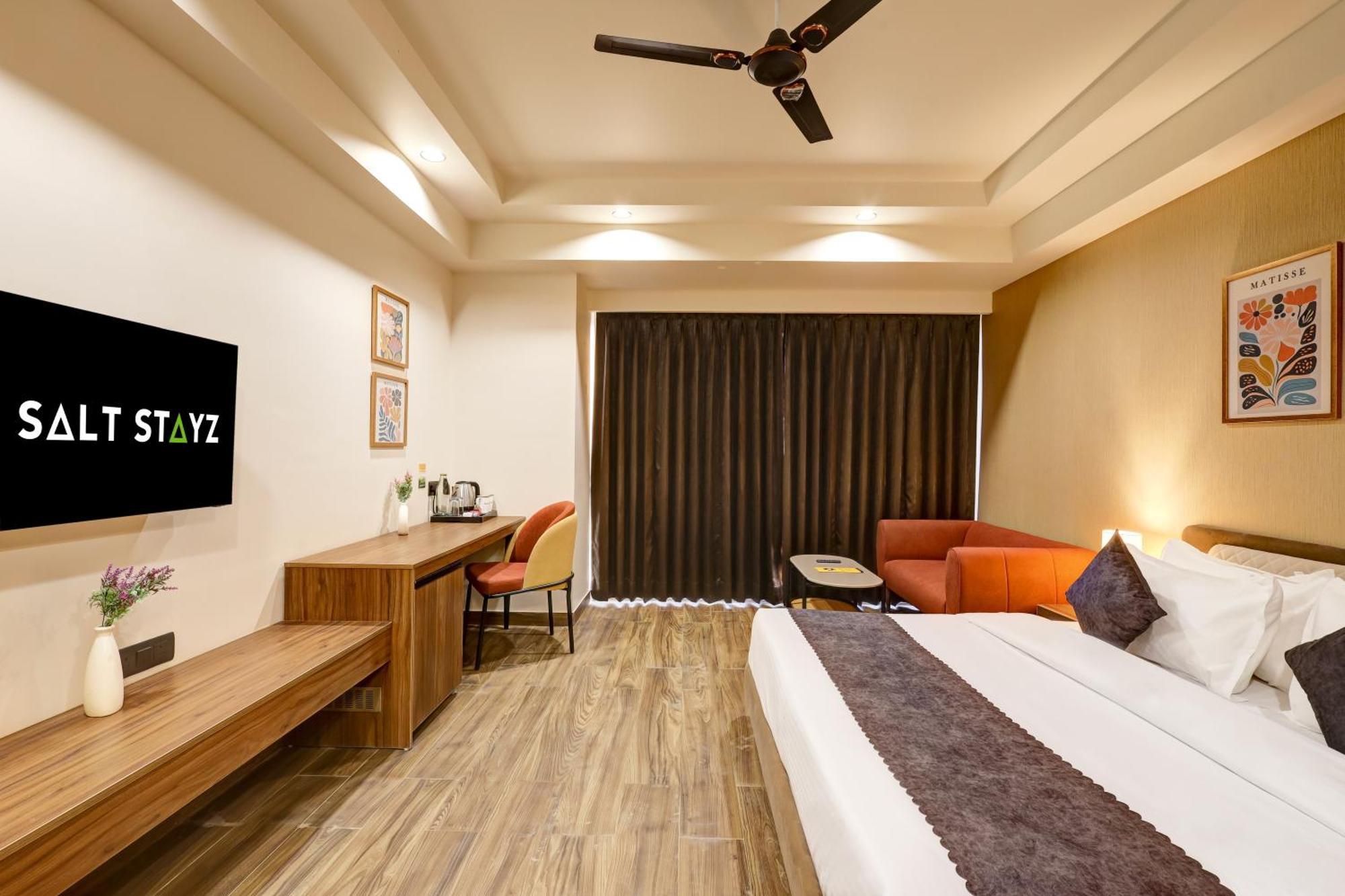 Saltstayz Premier - Golf Course Road & Sector 42 4* Gurgaon