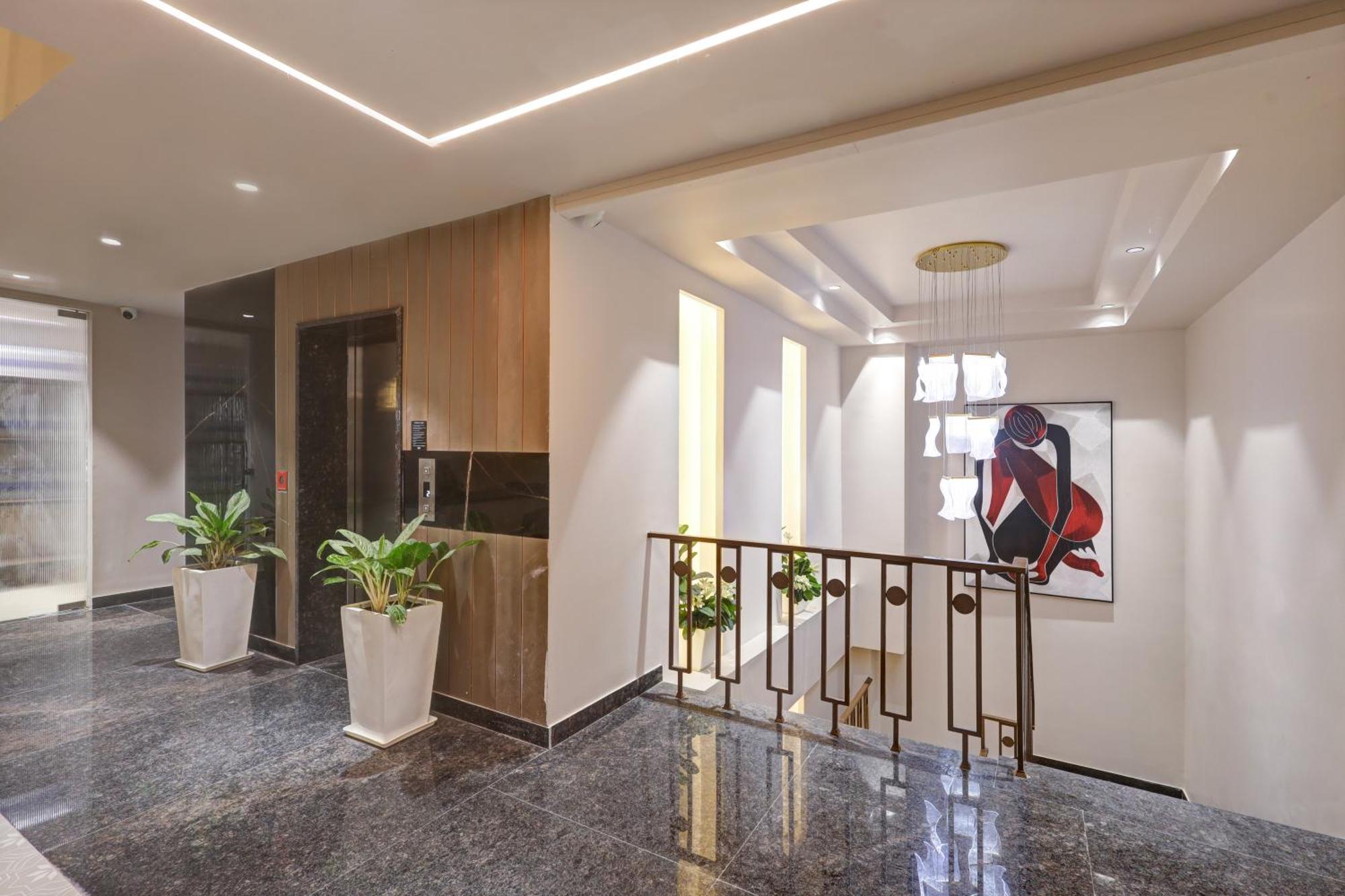 Saltstayz Premier - Golf Course Road & Sector 42 Hotel Gurgaon