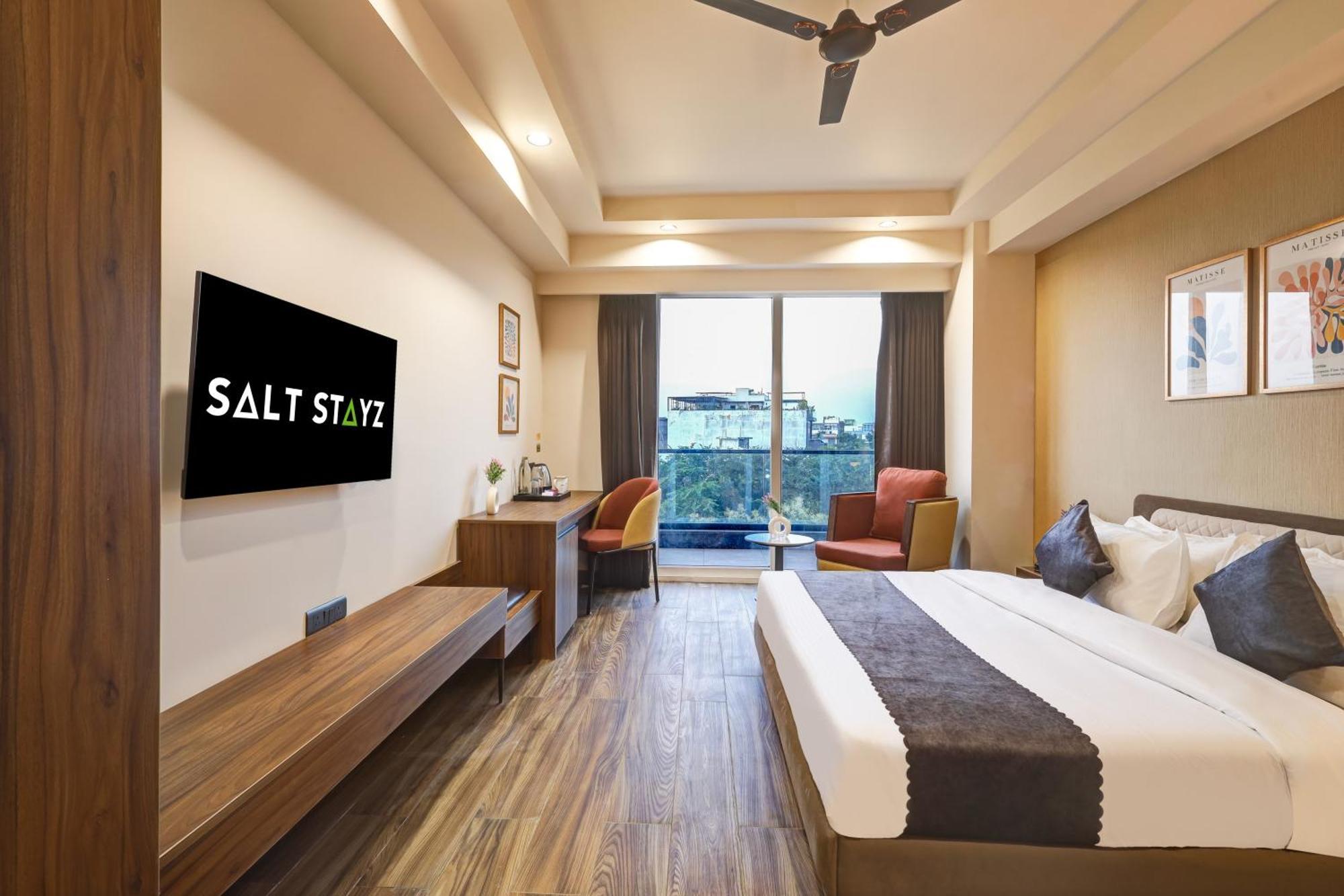 Saltstayz Premier - Golf Course Road & Sector 42 Hotel 4*
