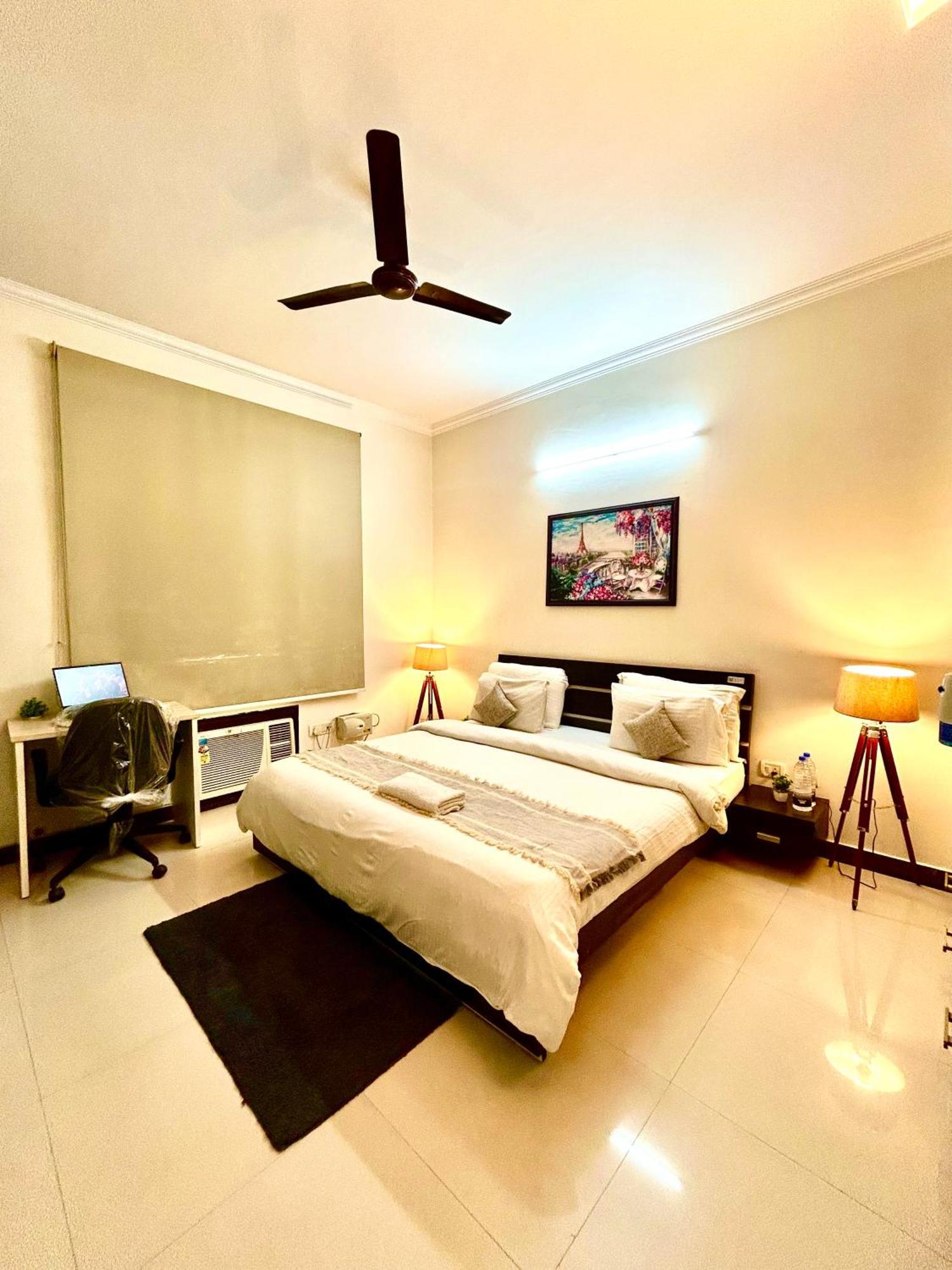 Golf Luxury Guest house Gurgaon
