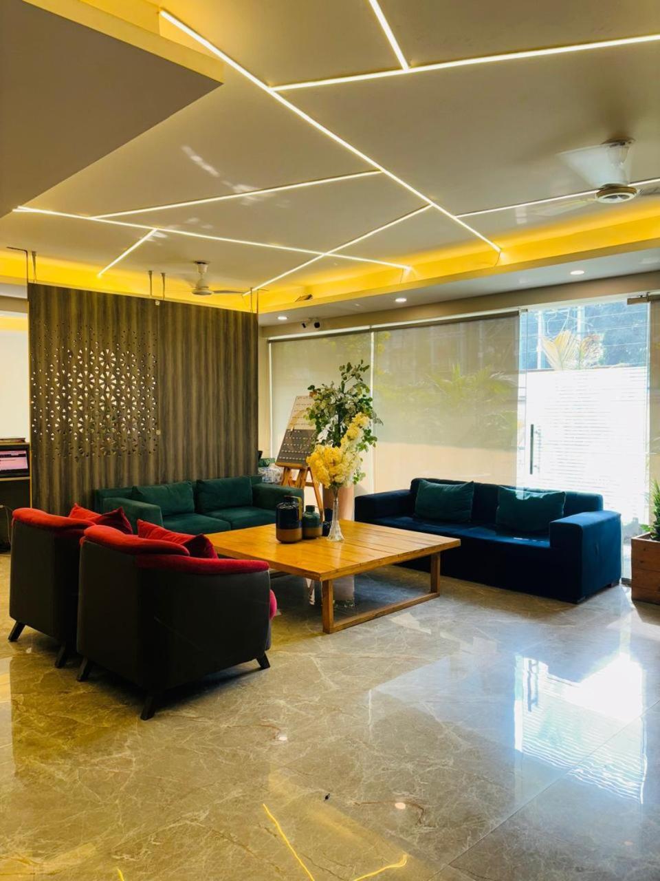 Golf View Suites-golf Course Road 3*