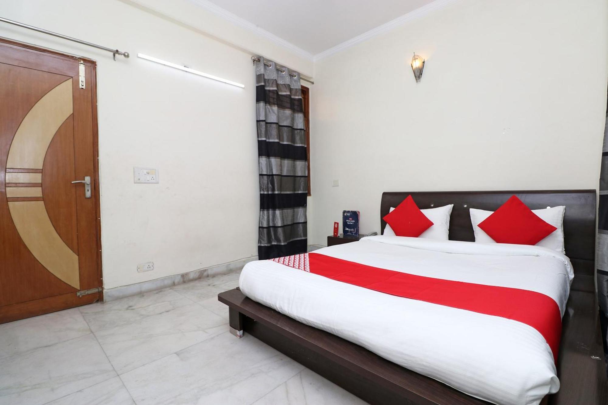 O Blue Heaven Near Omaxe Celebration Mall 3* Gurgaon
