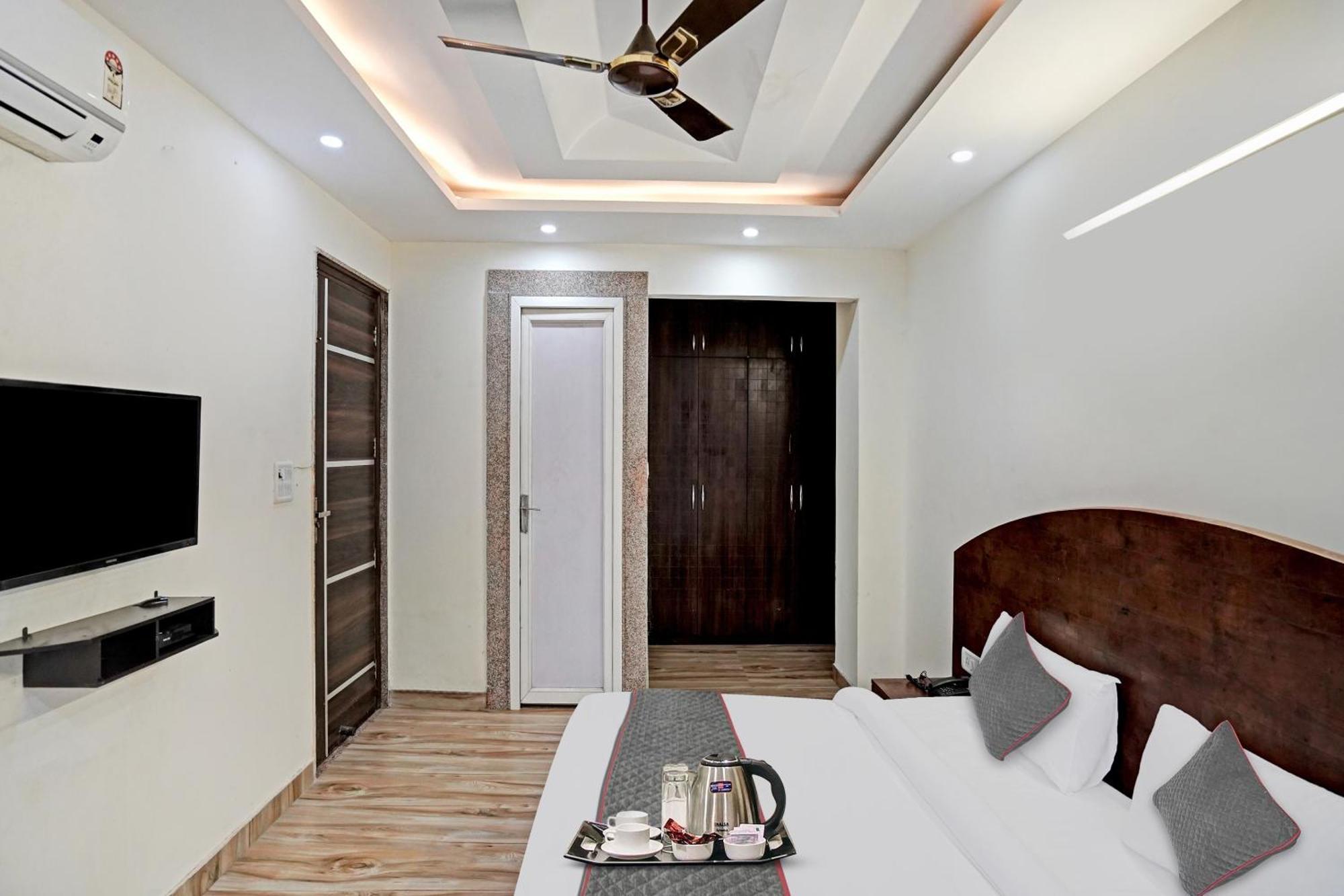 Townhouse 1135 Bellmore Gurgaon