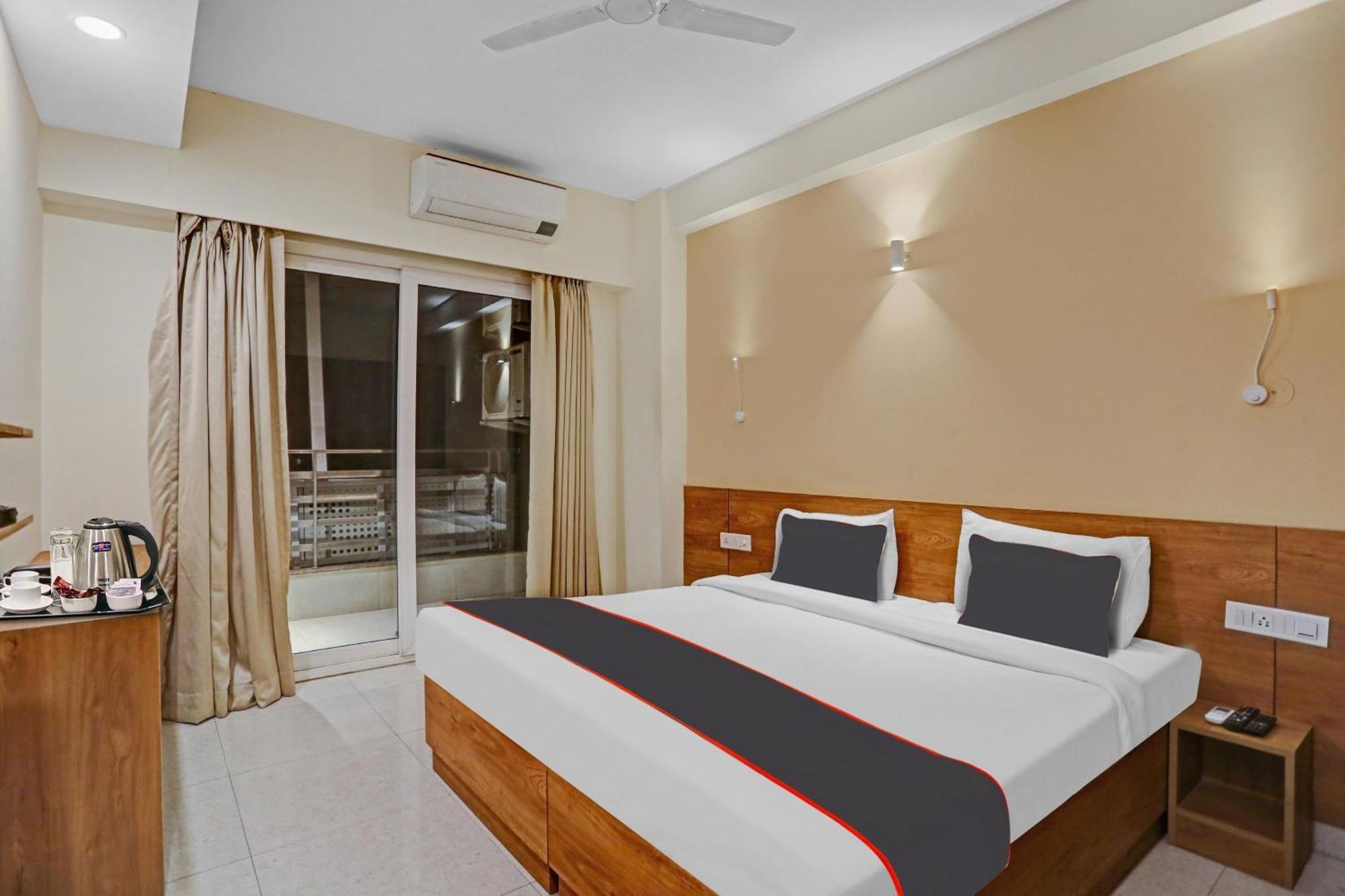 Hotel Collection O Rm Residency Near Appu Ghar 3*
