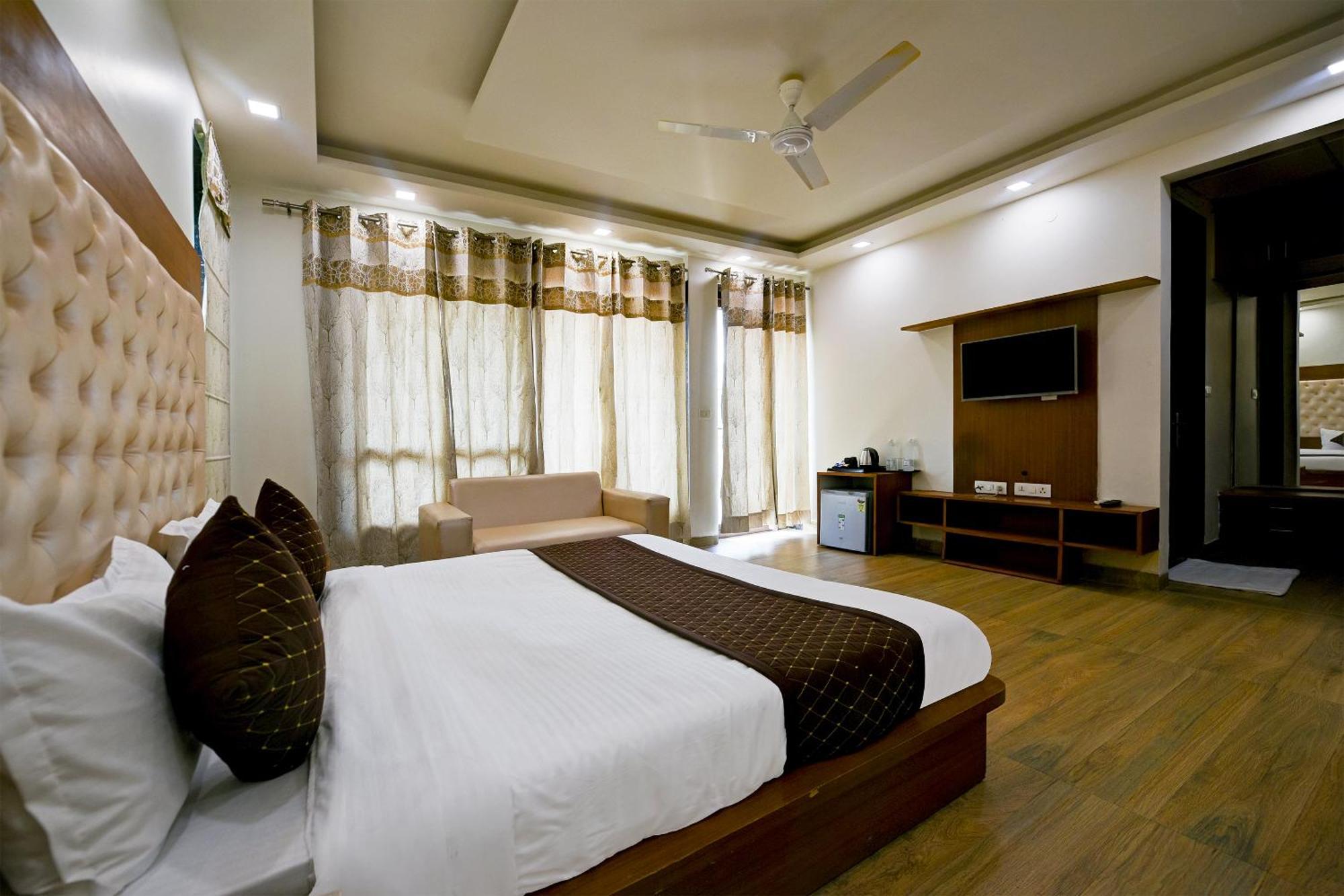 Leaf 9 Boutique, Near Golf Course Road And Galleria Market 3* Gurgaon