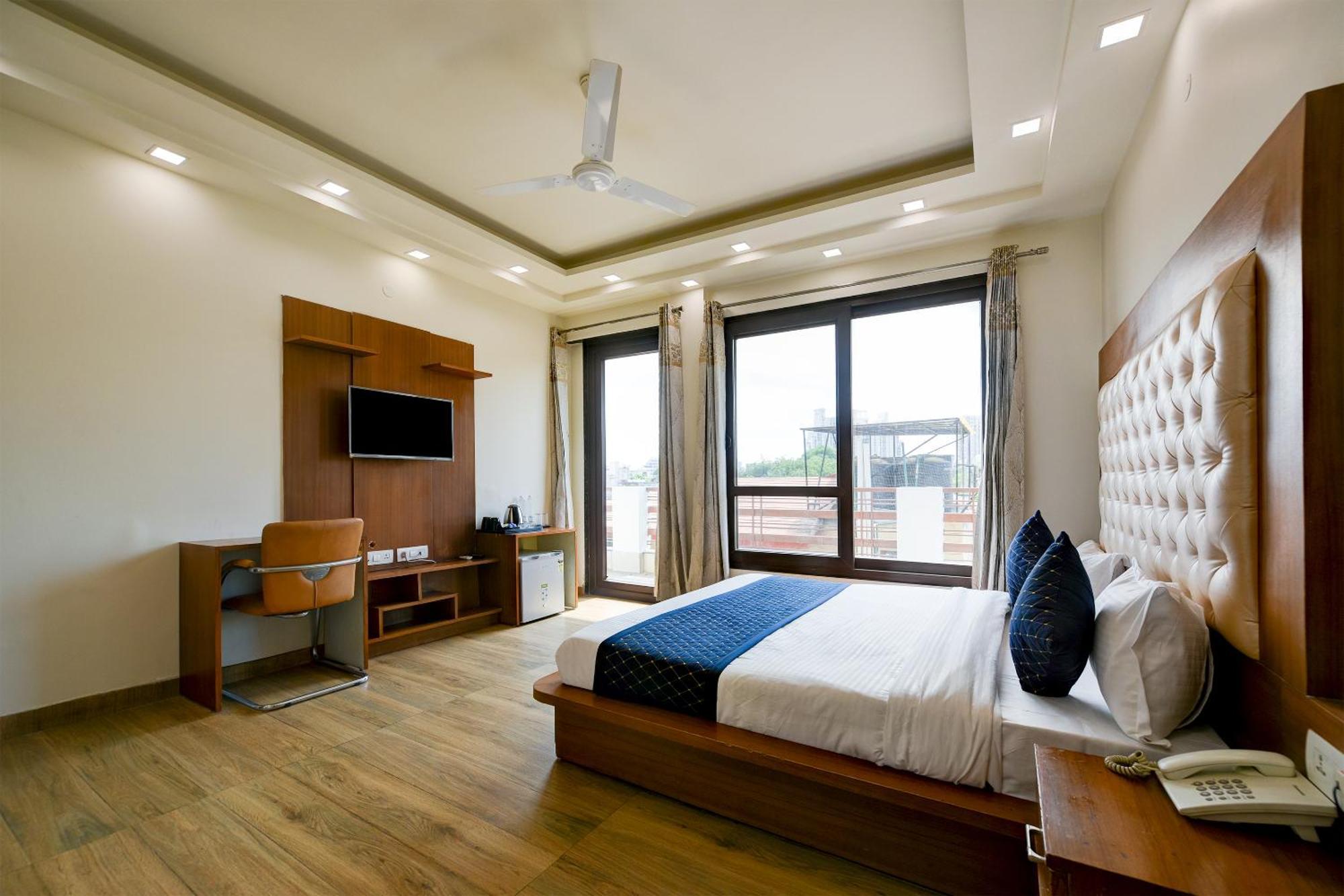 Leaf 9 Boutique, Near Golf Course Road And Galleria Market Gurgaon