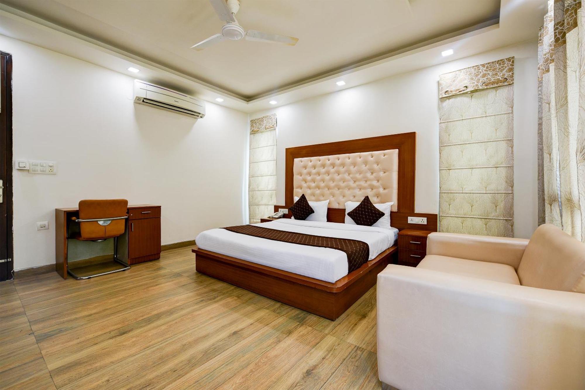 Hotel Leaf 9 Boutique, Near Golf Course Road And Galleria Market 3*