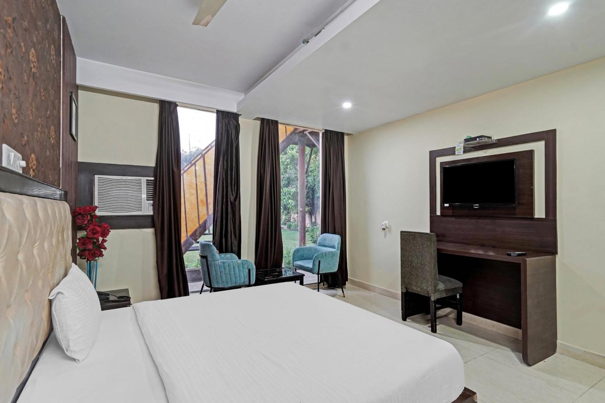 Palette - Jps Residency 3* Gurgaon