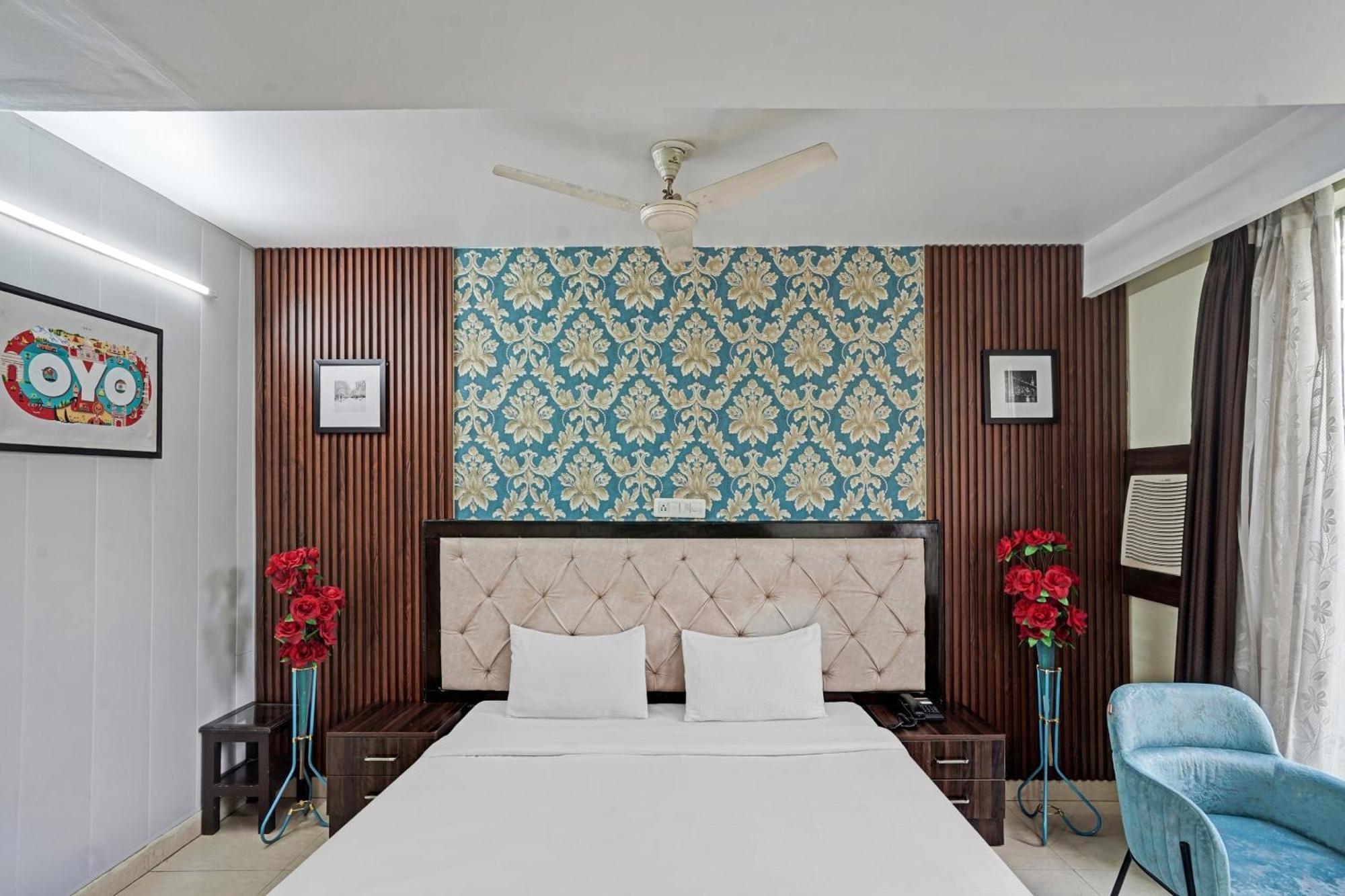 Resort Palette - Jps Residency